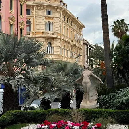 Panoramic Sea-view In Apartment Sanremo