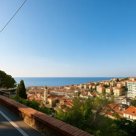 Apartament Panoramic Sea-view In San Remo